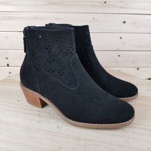 Cole Haan 5.5 US Jayne W16362 Black Suede Perforated Ankle Boots Booties NEW